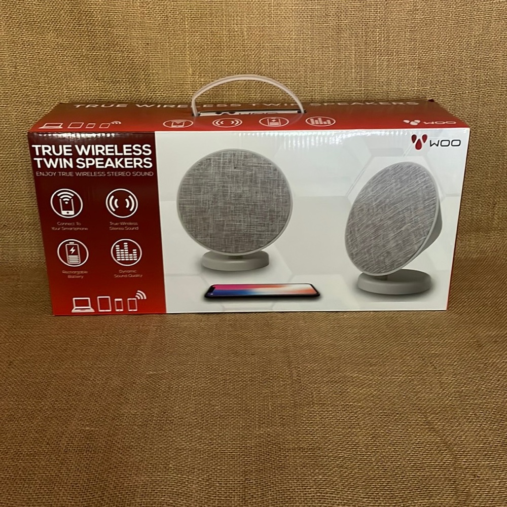 🔴 Wireless Twin Speakers NIB